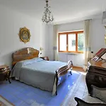 Bright Apartment Sorrento